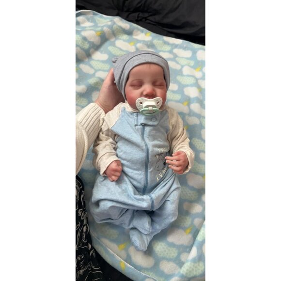 🆕18nch Soft Cloth Body Newborn Baby Doll Poseable Limbs Closed Eyes Doll Boy - Picture 1 of 10